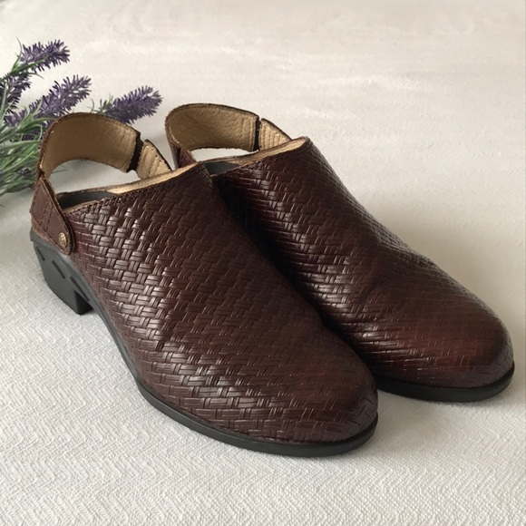Ariat Shoes - Ariat Brown Woven leather Mules size 9